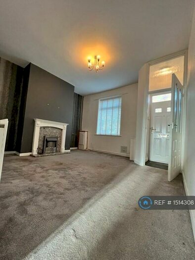 2 Bedroom Terraced House To Rent In Mosley Common Road, Worsley, Manchester, M28
