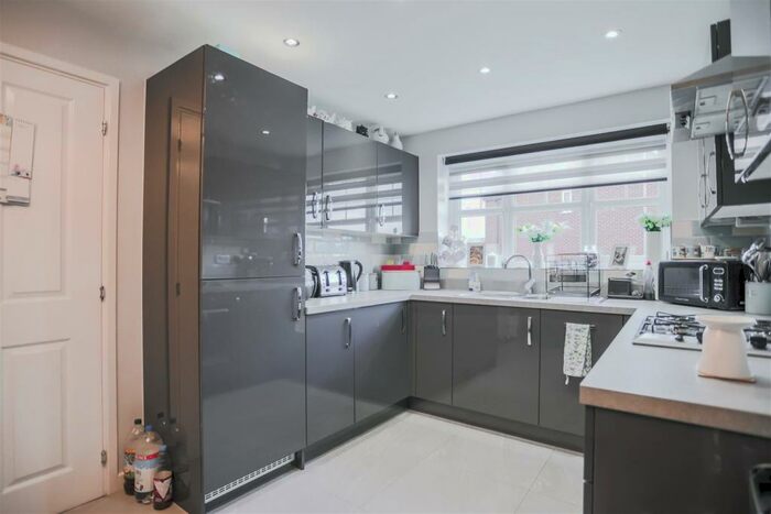 3 Bedroom Semi-Detached House To Rent In Mosedale Road, Middleton, M24