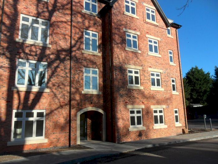 2 Bedroom Flat To Rent In Warwick Road, Coventry, CV3