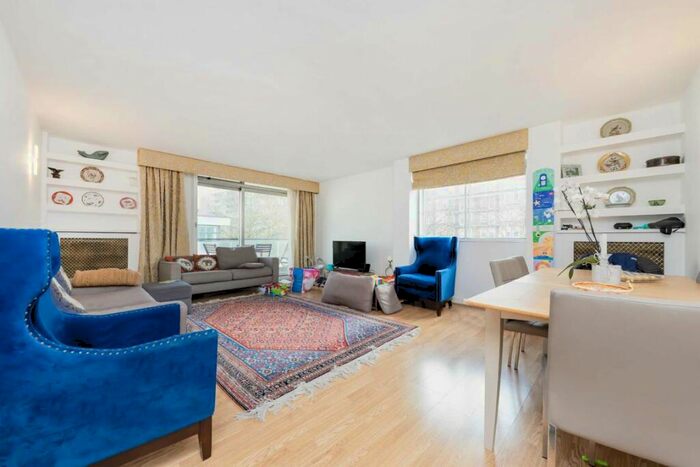 3 Bedroom Flat To Rent In Grove End Road, St. John's Wood, NW8