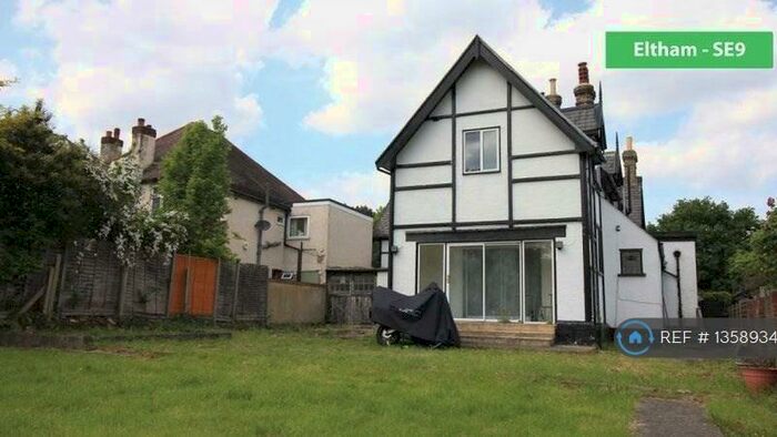 Studio To Rent In Bexley Road, London, SE9