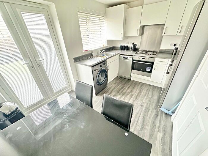 3 Bedroom Town House For Sale In Bream Lane, Rossmore, CH66