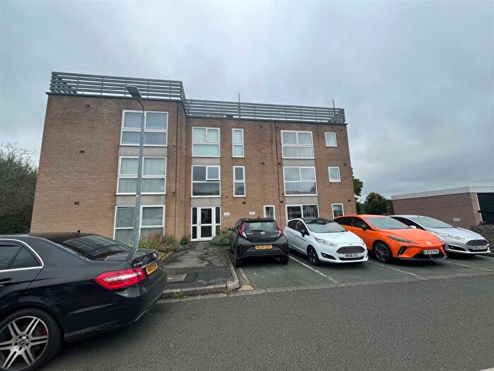 1 Bedroom Apartment To Rent In Stuart Court, Off Abbey Road, Macclesfield, SK10
