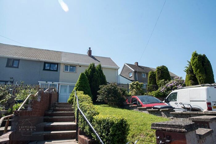 3 Bedroom Semi-Detached House For Sale In Tredegar Road, Ebbw Vale, NP23