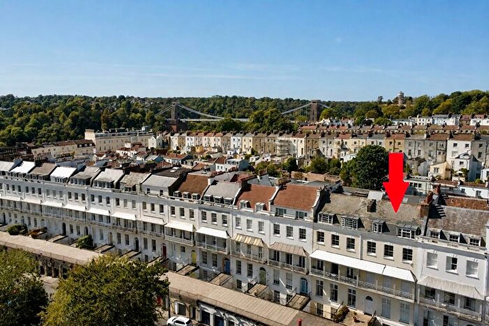 2 Bedroom Flat For Sale In Royal York Crescent, Clifton, Bristol, BS8