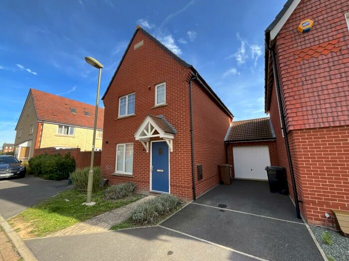 3 Bedroom Detached House To Rent In Mistletoe Mews, Didcot, Oxfordshire, OX11