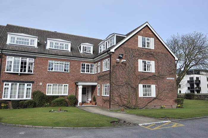 2 Bedroom Apartment To Rent In Cavendish Mews, Leeds, LS17