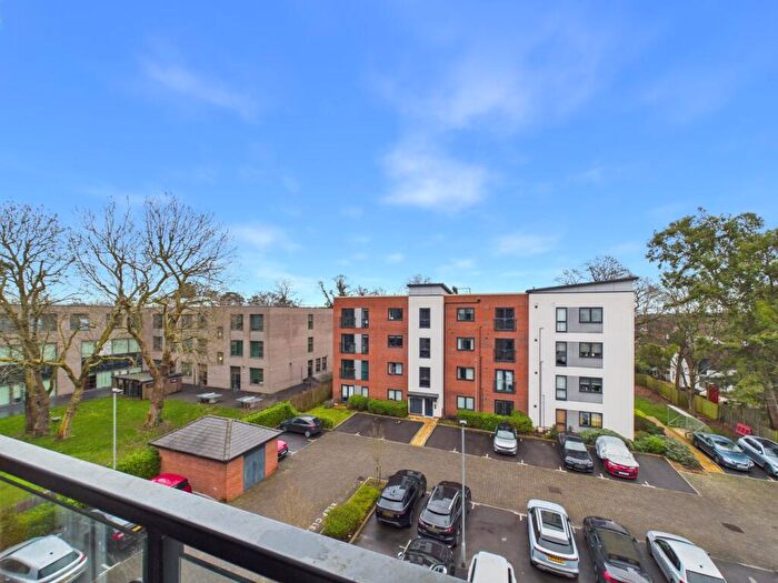 1 Bedroom Apartment For Sale In Elvian Close, Reading, RG30