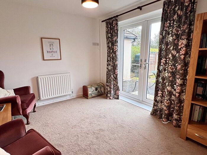 3 Bedroom Detached Bungalow For Sale In Brodulais, Llanwrda, Carmarthenshire., SA19