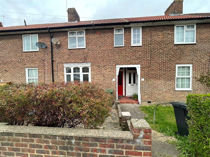 2 Bedroom Terraced House To Rent In Moorside Road, Bromley, BR1