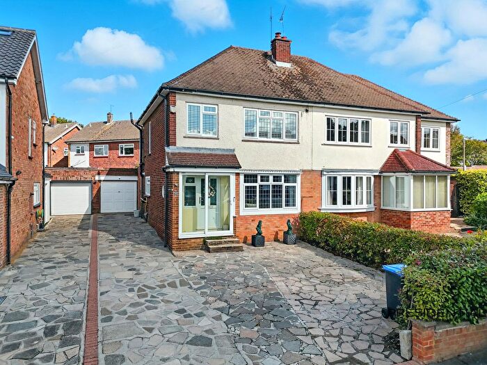 3 Bedroom Semi-detached House For Sale In Bowes Drive, Ongar, CM5