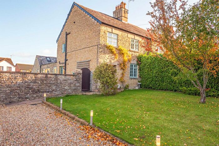 4 Bedroom Cottage For Sale In Barton Road, Barton Seagrave, Kettering, NN15