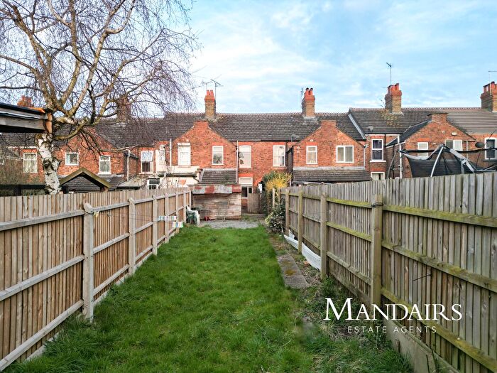 3 Bedroom Terraced House For Sale In Queens Road, Fletton, Peterborough, PE2