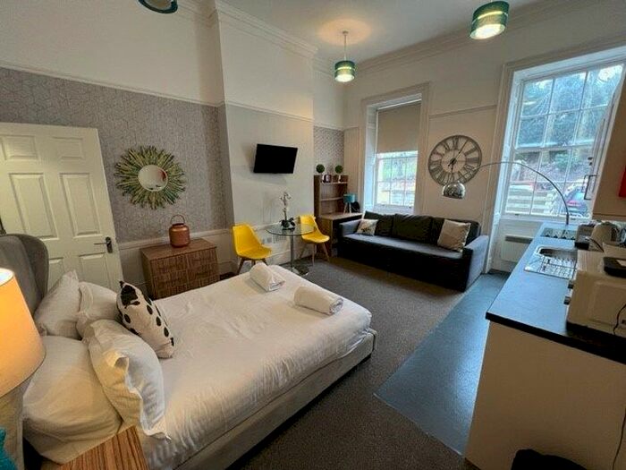 Studio To Rent In Berkeley Square, Bristol, BS8