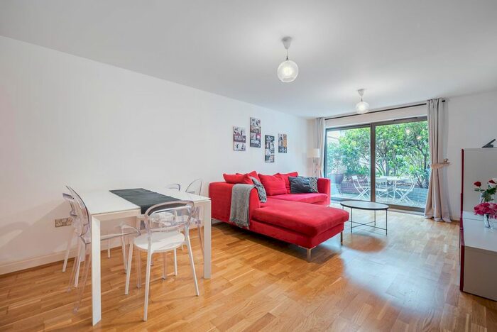 1 Bedroom Flat To Rent In Montaigne Close, London, SW1P