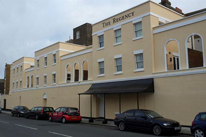 2 Bedroom Flat To Rent In St. Augustines Road, Ramsgate, CT11