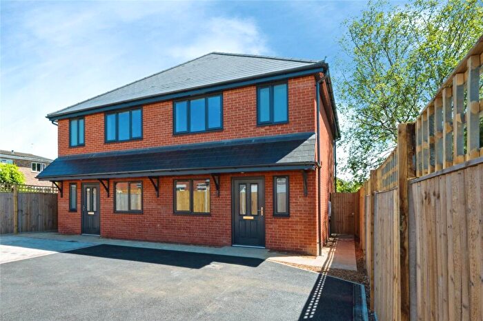 3 Bedroom Semi-Detached House For Sale In Merryoak Road, Southampton, Hampshire, SO19