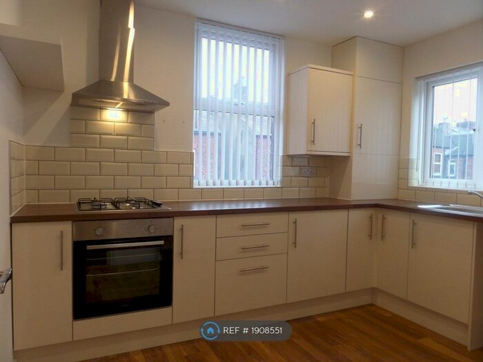2 Bedroom Flat To Rent In Ashdale Road, Waterloo, Liverpool, L22
