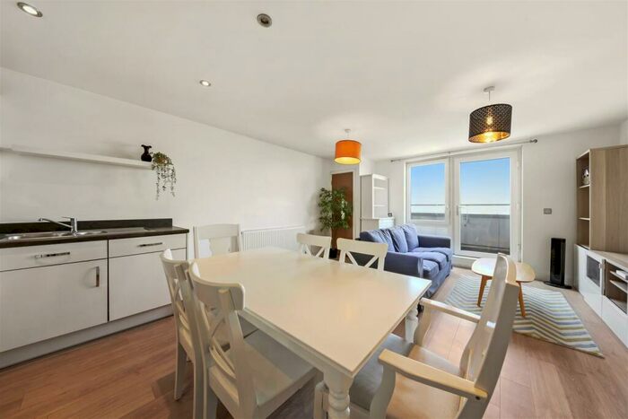 1 Bedroom Apartment To Rent In Flowers Close, Dollis Hill, London, NW2