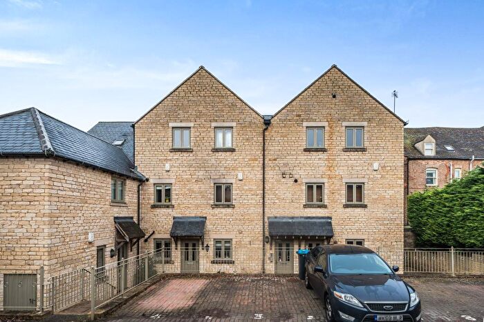 1 Bedroom Apartment To Rent In Chipping Norton, Oxfordshire, OX7
