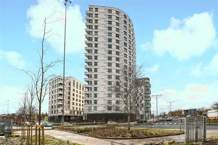 1 Bedroom Apartment To Rent In Hewitt, Alfred Street, Reading, Berkshire, RG1