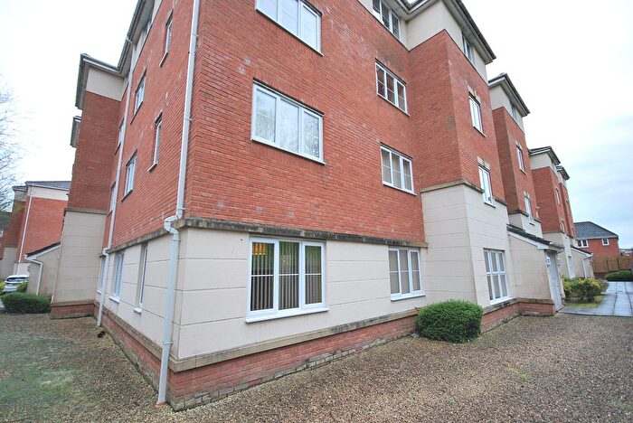 2 Bedroom Flat To Rent In Ledgard Avenue, Leigh, WN7