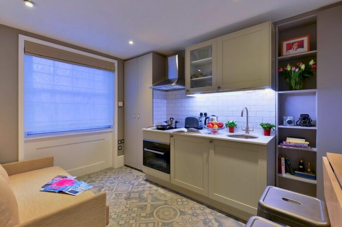 Studio To Rent In Gloucester Place, London NW1