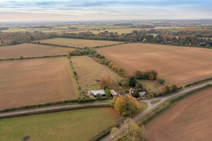 6 Bedroom Cottage For Sale In Stratton Road, Stoke Lyne, Bicester, OX27