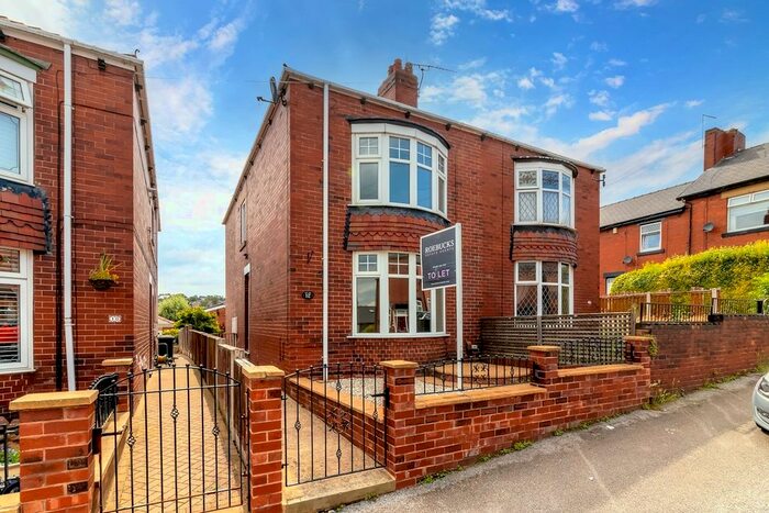 3 Bedroom Semi-Detached House To Rent In Coniston Road, Oakwell, Barnsley, S71