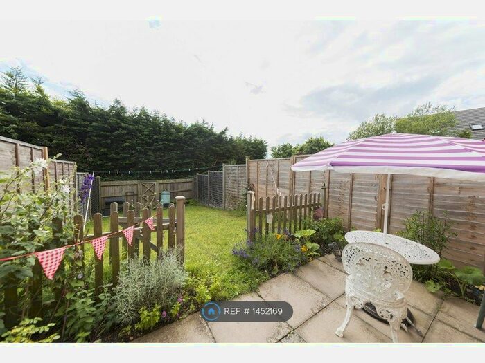 3 Bedroom Terraced House To Rent In Somerville Rise, Bracknell, RG12