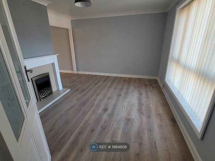 3 Bedroom Semi-Detached House To Rent In Silbury Road, Bristol, BS3