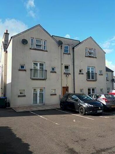 2 Bedroom Flat To Rent In 3 Beneagles Court High Street, Auchterader PH3
