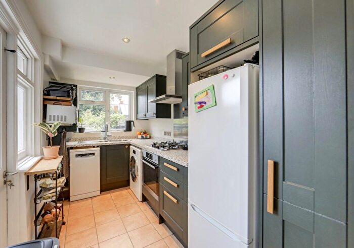 2 Bedroom End Of Terrace House For Sale In Levendale Road, Forest Hill, London, SE23