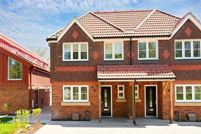 4 Bedroom Semi-Detached House For Sale In Westfield Road, Woking, GU22