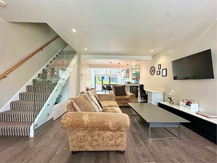 3 Bedroom Terraced House For Sale In Stretton Way, Hertfordshire, WD6