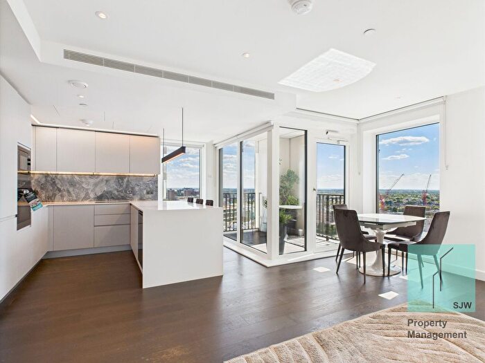 2 Bedroom Flat To Rent In Fountain Park Way, London, W12