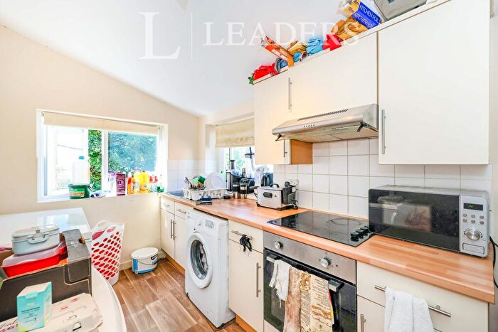 2 Bedroom Property To Rent In North End, Portsmouth, PO2