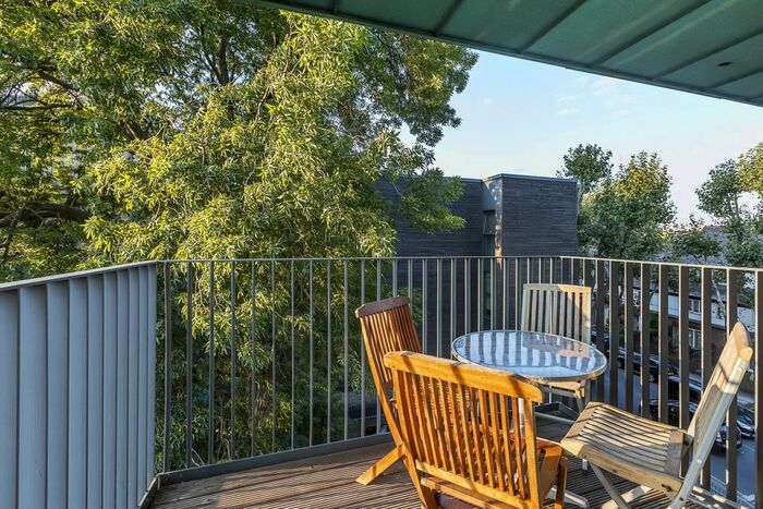 2 Bedroom Flat To Rent In St. James's Road, London, SE16