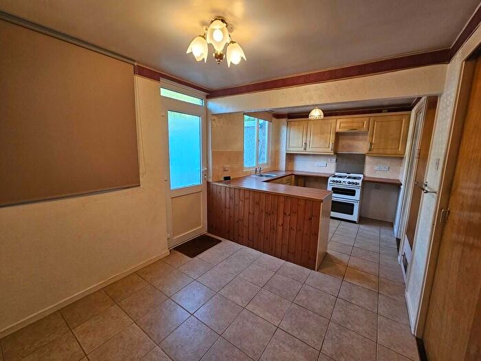 3 Bedroom Terraced House For Sale In Snowshill Close, Warndon, Worcester, WR4