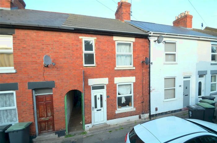 3 Bedroom Terraced House To Rent In Moor Road, Rushden, NN10