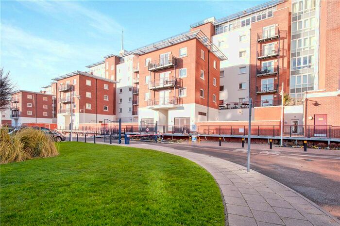 2 Bedroom Flat To Rent In The Canalside, Gunwharf Quays, Portsmouth, PO1