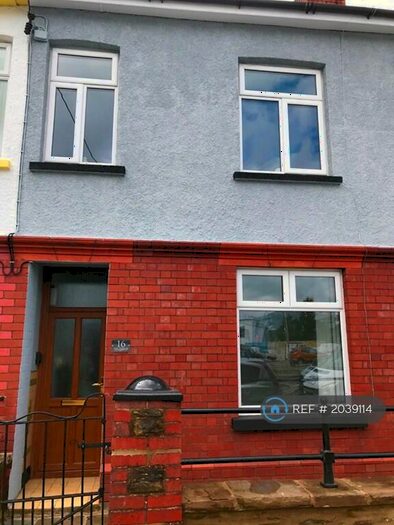 3 Bedroom Terraced House To Rent In The Parade, Pontypridd, CF38