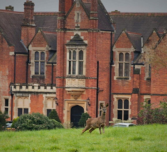 2 Bedroom Duplex For Sale In Stane Street, Billingshurst, West Sussex, RH14