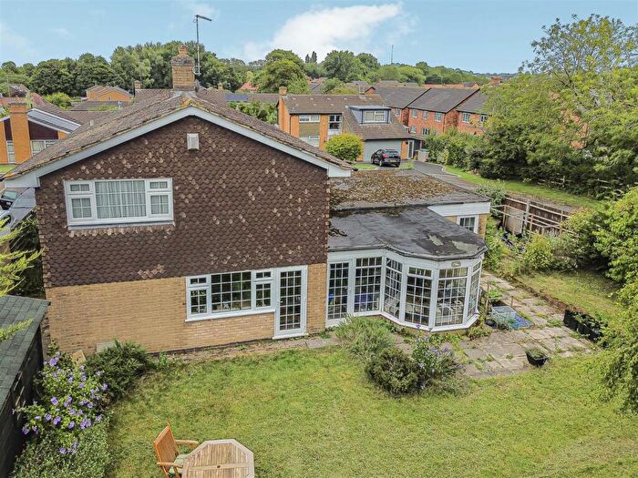4 Bedroom Detached House For Sale In Grovelands, Daventry, NN11