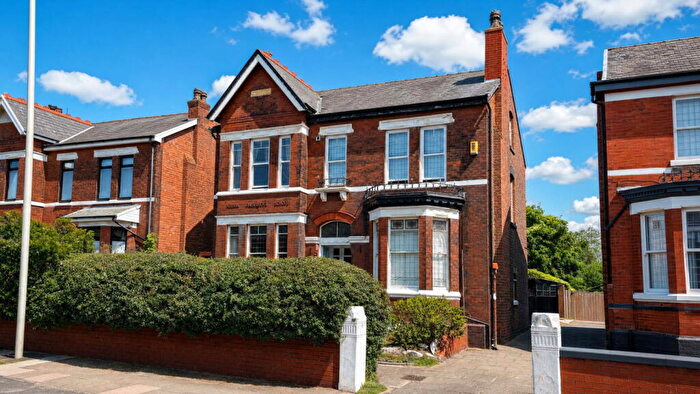 5 Bedroom Detached House For Sale In Liverpool Road, Southport, PR8