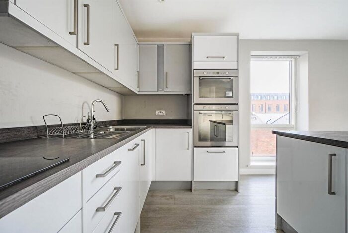2 Bedroom Flat For Sale In Bishop Street, Bristol, BS2