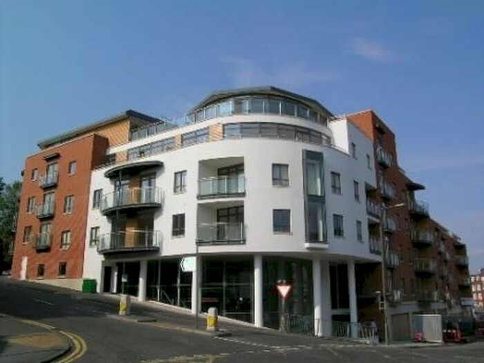 1 Bedroom Flat To Rent In Trinity Gate, Epsom Road, Guildford, GU1