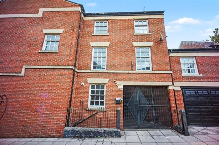 4 Bedroom Terraced House For Sale In Rice Street, Liverpool, L1