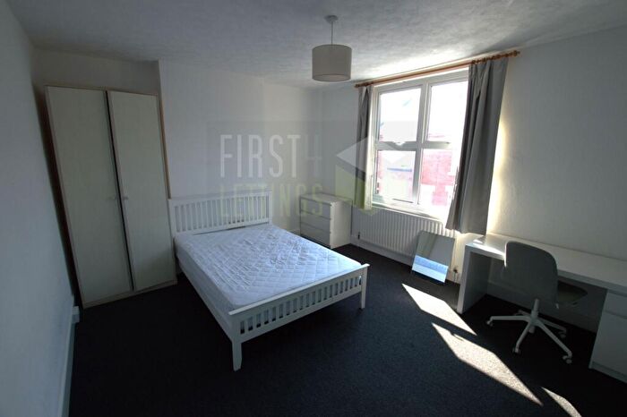 3 Bedroom Terraced House To Rent In Lytham Road, Clarendon Park, LE2