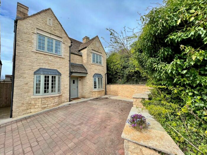 3 Bedroom Detached House For Sale In Nympsfield, Stonehouse, GL10